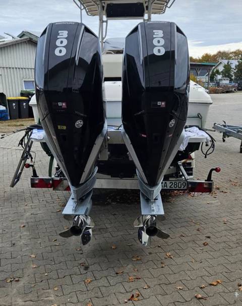 300 PS Außenbordmotoren